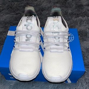 Adidas Lite Racer Adapt 5.0. Color Cloud White /Royal Blue